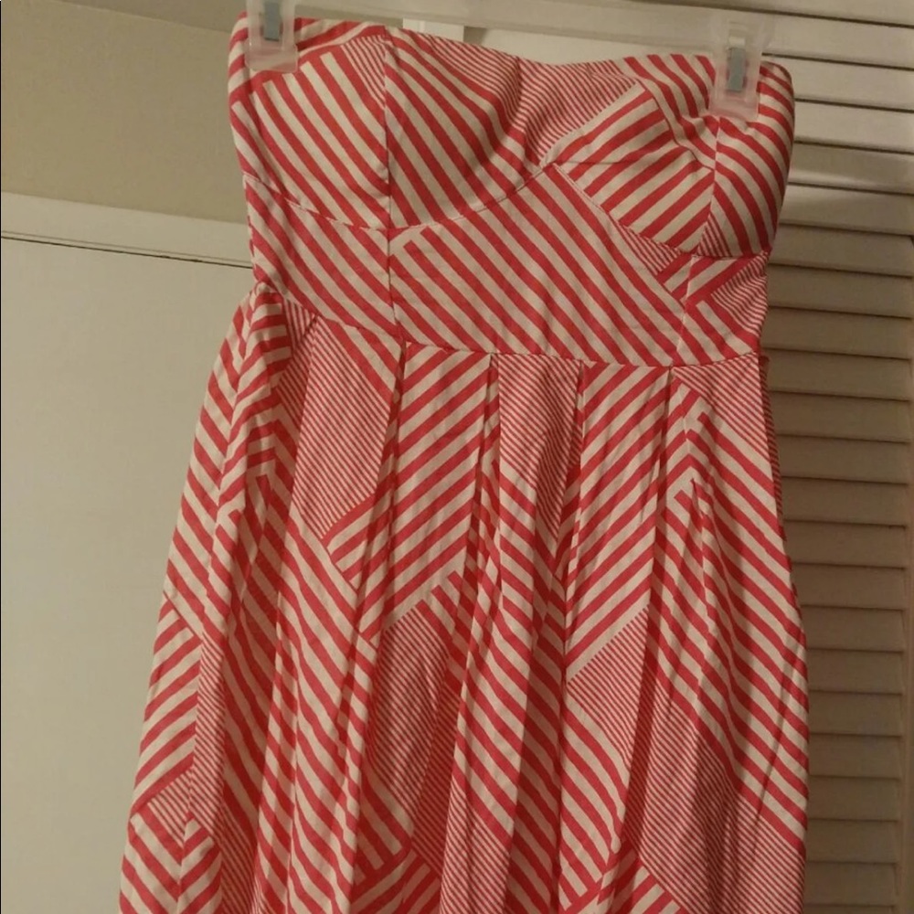 Pink and white strapless dress